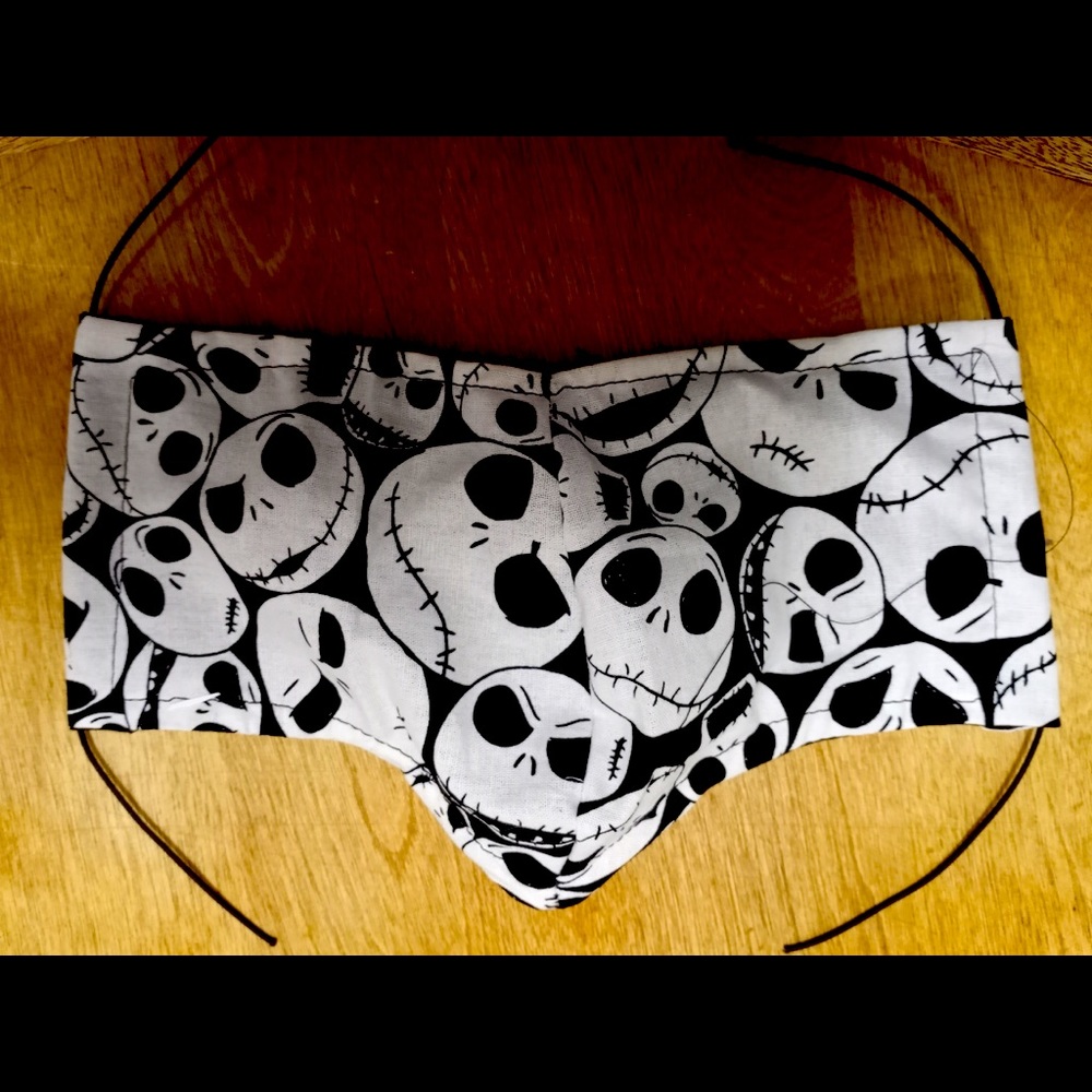 Jack skeleton face covering